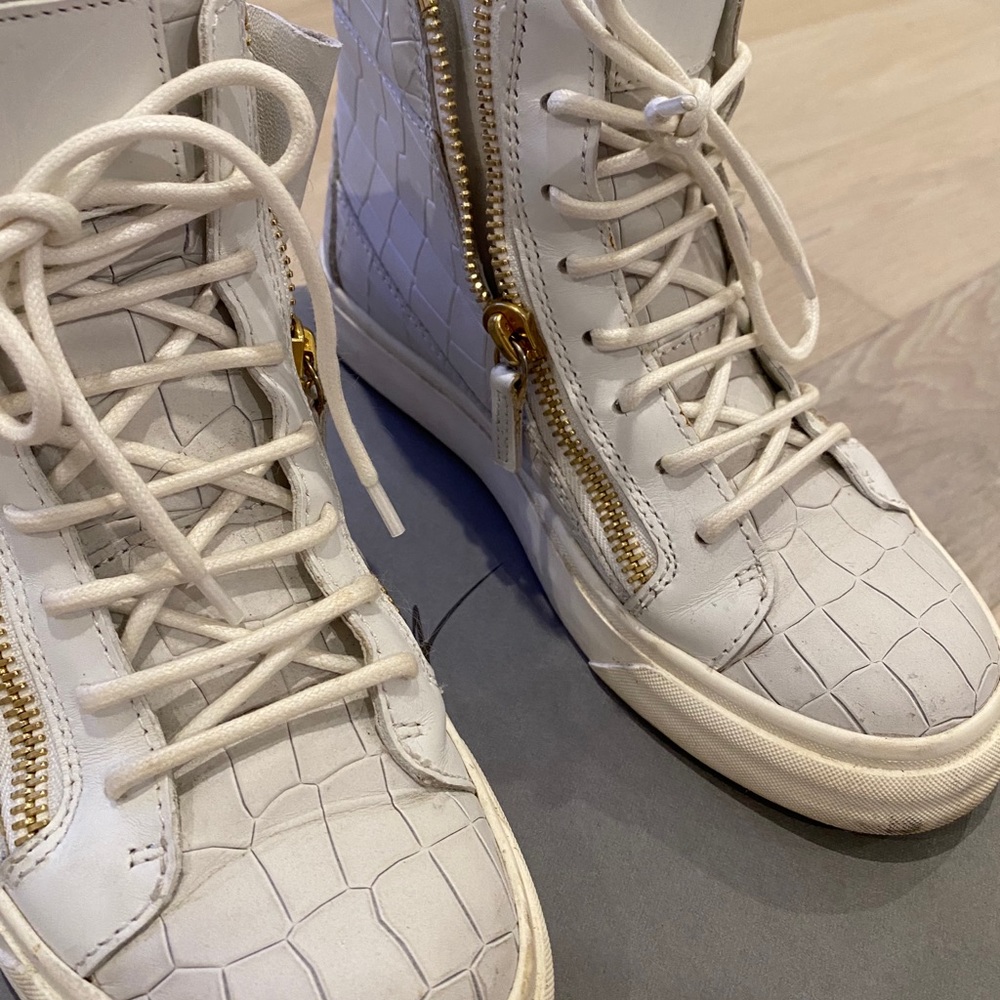 Giuseppe Zanotti Nicki Women’s High-top Sneaker - Picture 7 of 9